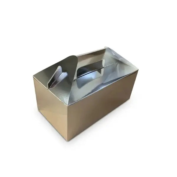 Silver Cake Box: 220 x 116 x 93mm
